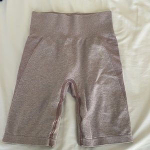 COPY - Gymshark high waisted flex shorts mallow purple